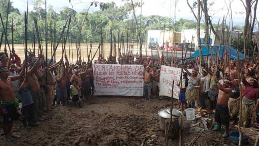 Tribus kichua y achuar contra petrolera pluspetrol